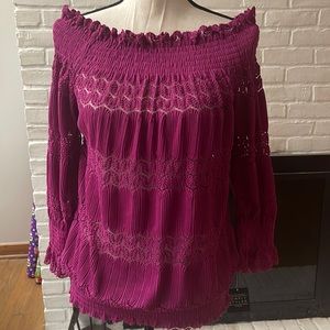 OFF SHOULDER TOP M | NWT $42  Tags | PRETTY FUCHSIA OFF SHOULDER TOP